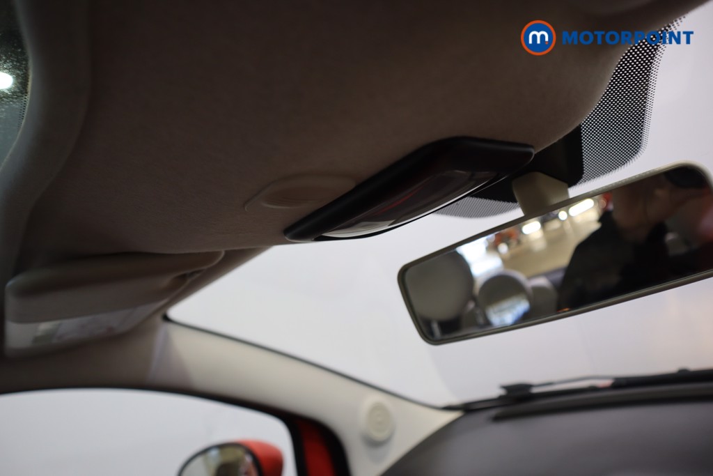 Fiat 500 Lounge Manual Petrol Hatchback - Stock Number (1621542) - 4th supplementary image