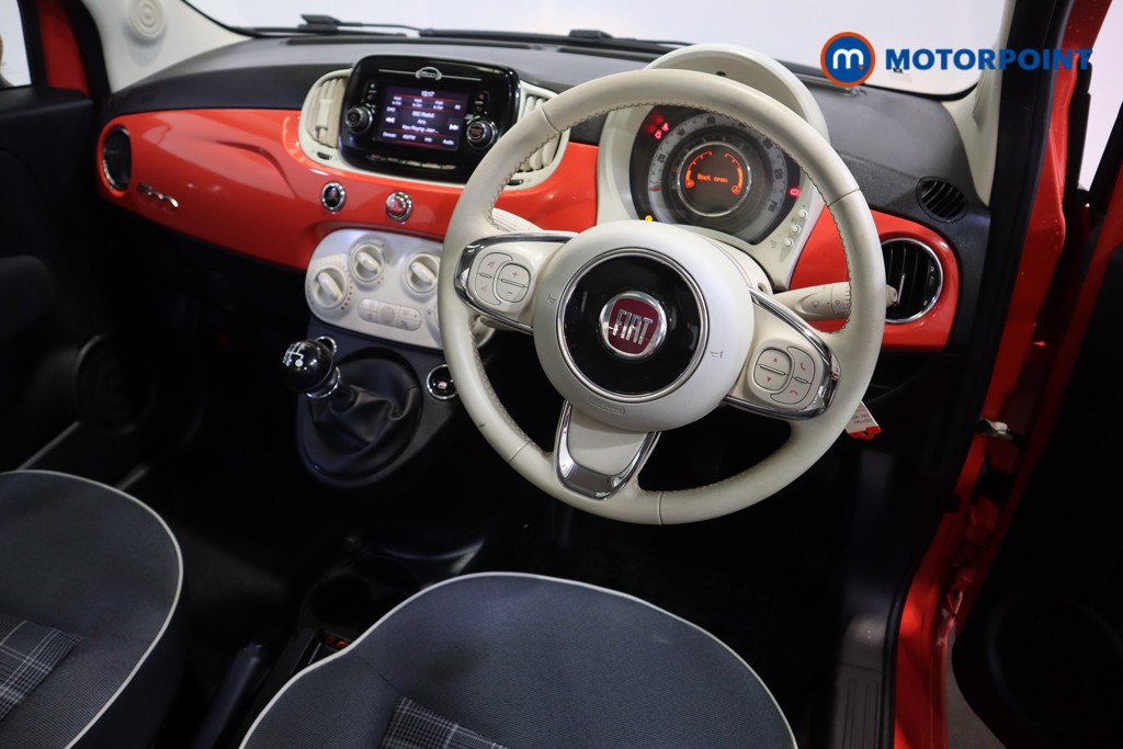 Fiat 500 Lounge Manual Petrol Hatchback - Stock Number (1621542) - 1st supplementary image