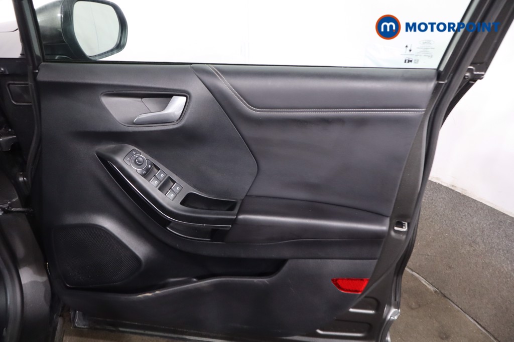 Ford Puma St-Line Vignale Automatic Petrol SUV - Stock Number (1622488) - 25th supplementary image