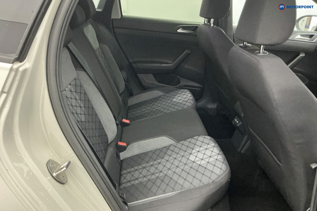 Volkswagen Taigo R-Line Automatic Petrol SUV - Stock Number (1622564) - 6th supplementary image