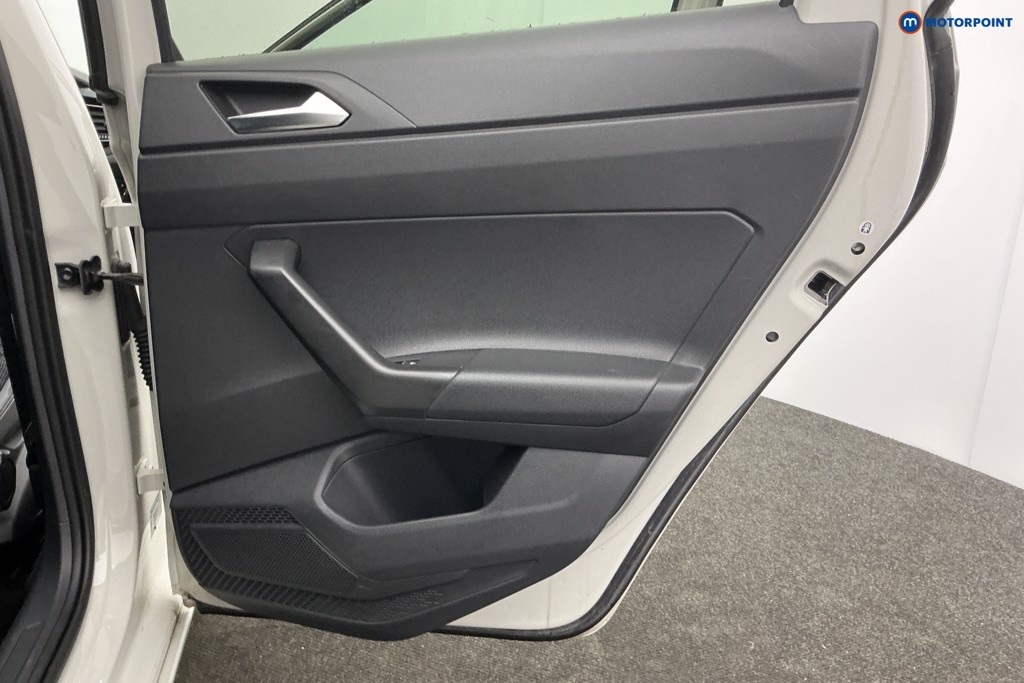 Volkswagen Taigo R-Line Automatic Petrol SUV - Stock Number (1622564) - 30th supplementary image