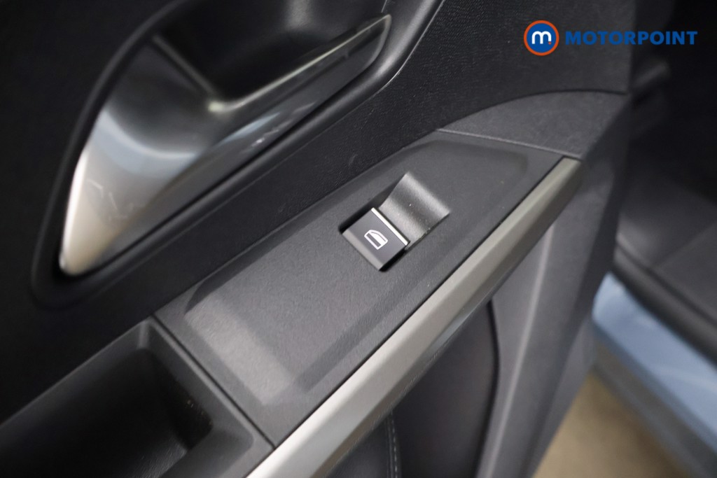 Peugeot 3008 GT Automatic Petrol SUV - Stock Number (1622630) - 30th supplementary image