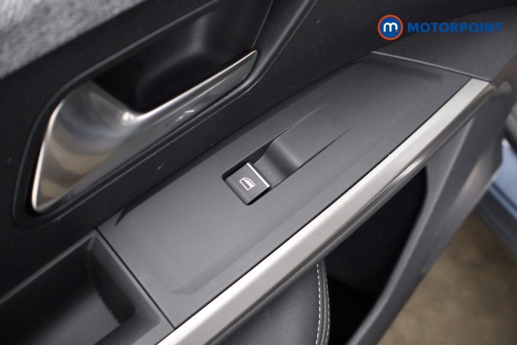 Peugeot 3008 GT Automatic Petrol SUV - Stock Number (1622630) - 32nd supplementary image