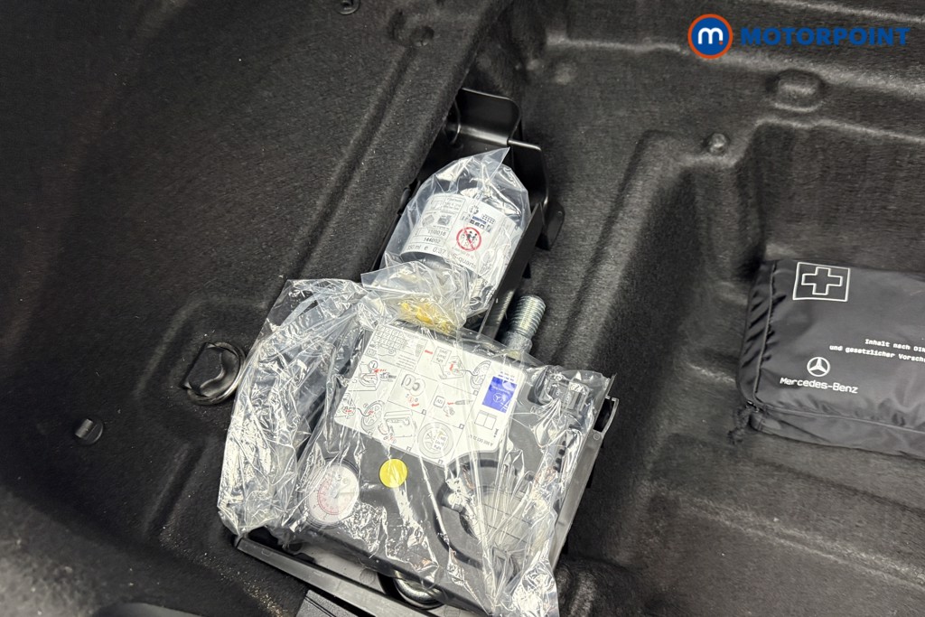 Mercedes-Benz C Class SE Manual Petrol Saloon - Stock Number (1622646) - 24th supplementary image