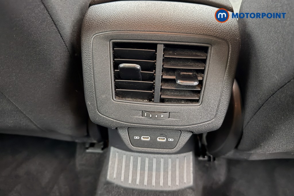 Volkswagen T-Roc Life Manual Petrol SUV - Stock Number (1622874) - 15th supplementary image