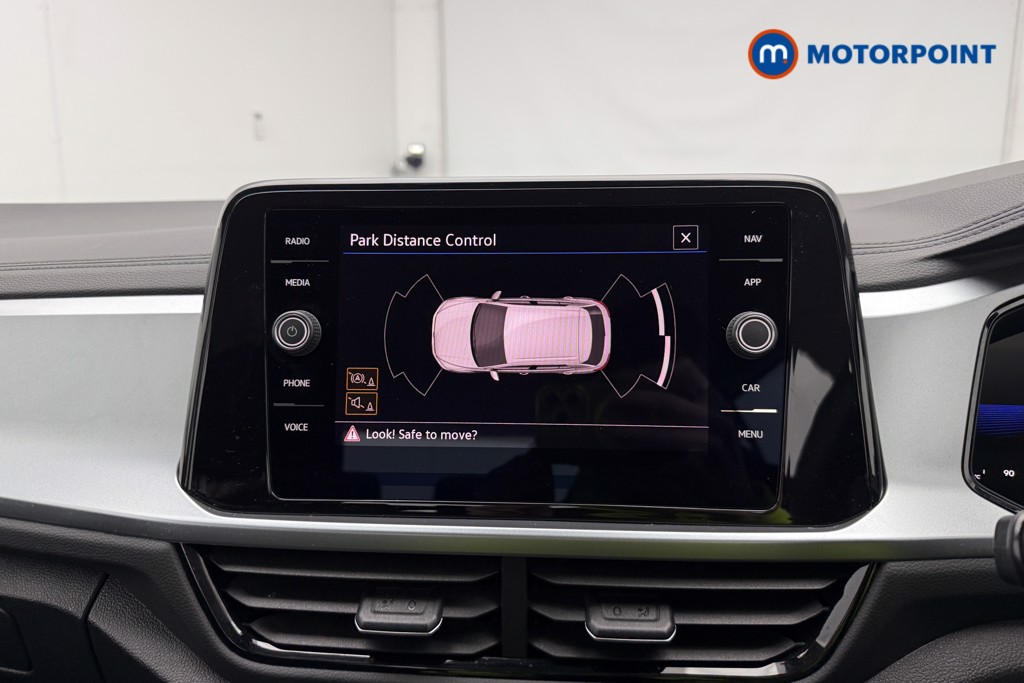 Volkswagen T-Roc Life Manual Petrol SUV - Stock Number (1622874) - 21st supplementary image