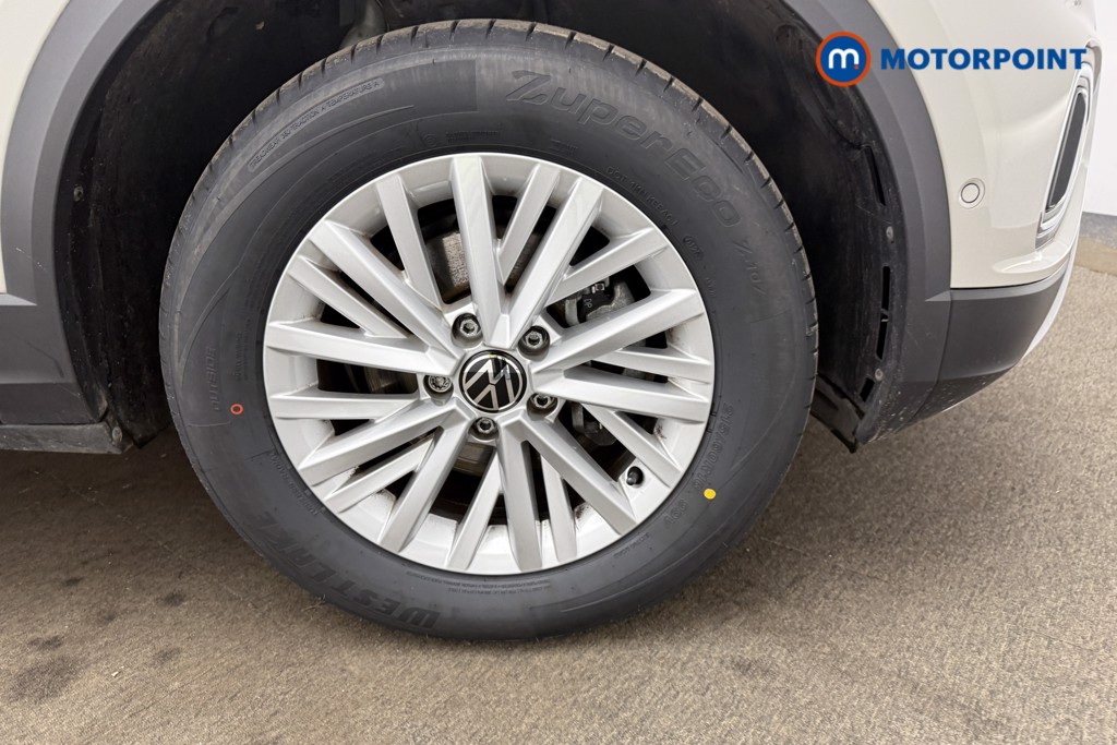 Volkswagen T-Roc Life Manual Petrol SUV - Stock Number (1622874) - 29th supplementary image