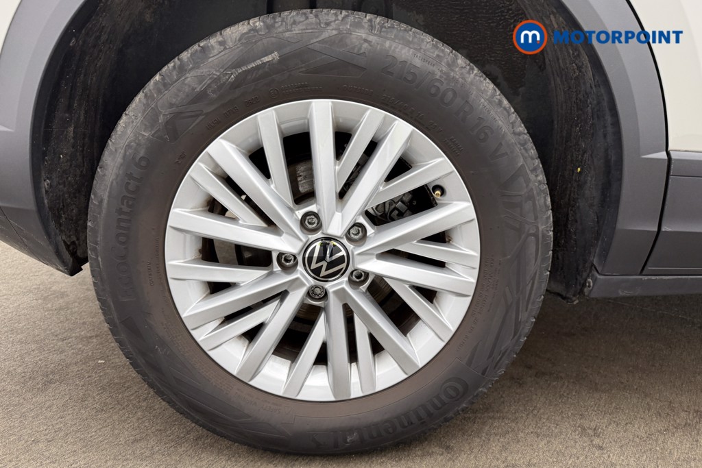Volkswagen T-Roc Life Manual Petrol SUV - Stock Number (1622874) - 30th supplementary image