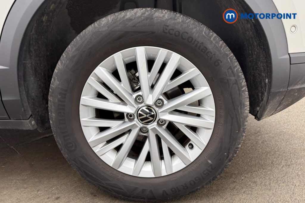 Volkswagen T-Roc Life Manual Petrol SUV - Stock Number (1622874) - 31st supplementary image