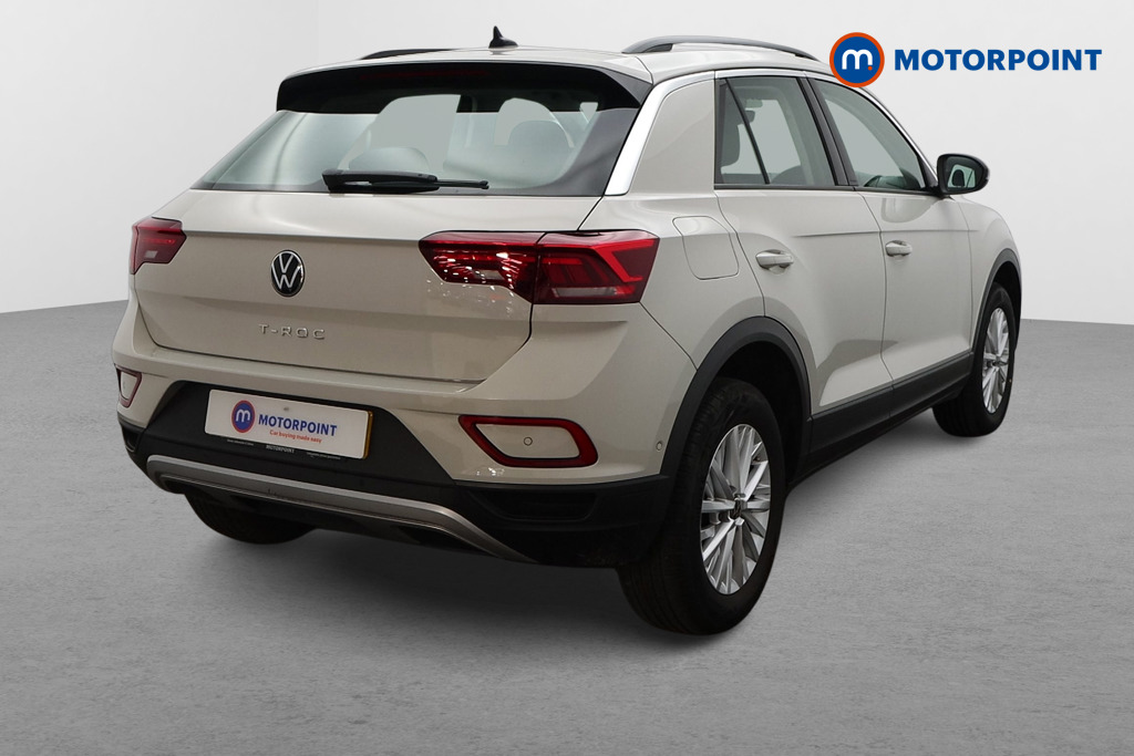 Volkswagen T-Roc Life Manual Petrol SUV - Stock Number (1622874) - Drivers side rear corner