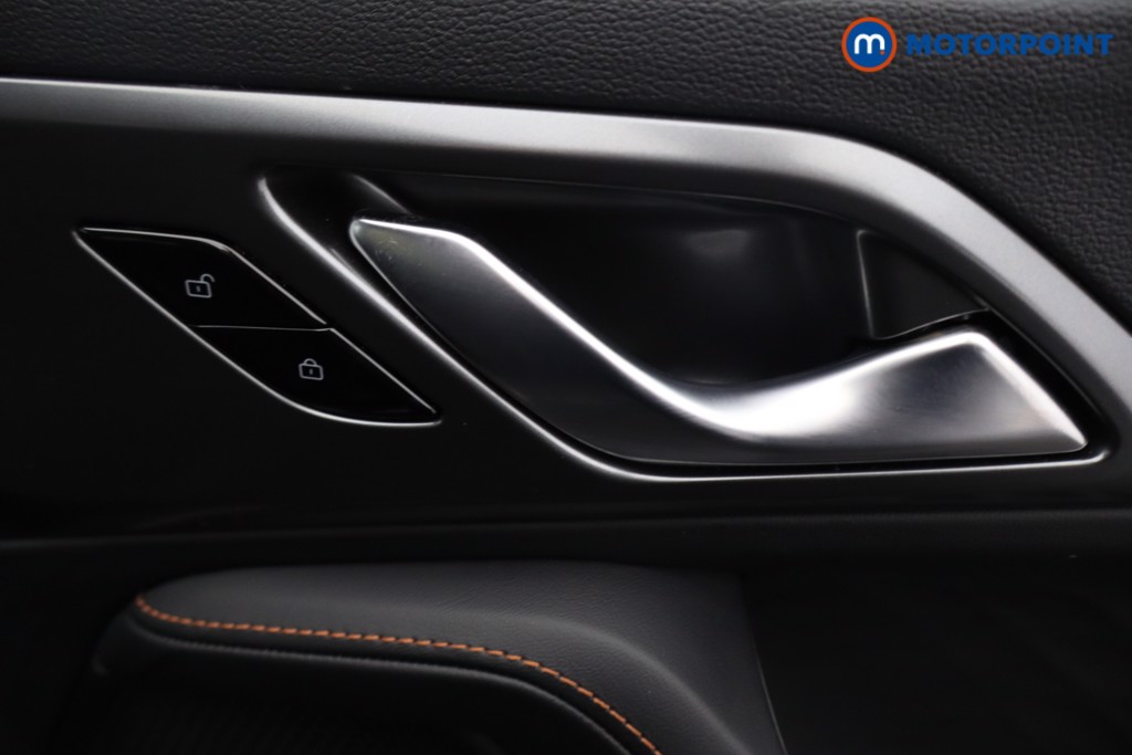 Mg Motor Uk HS SE Automatic Petrol-Electric Hybrid SUV - Stock Number (1622921) - 16th supplementary image