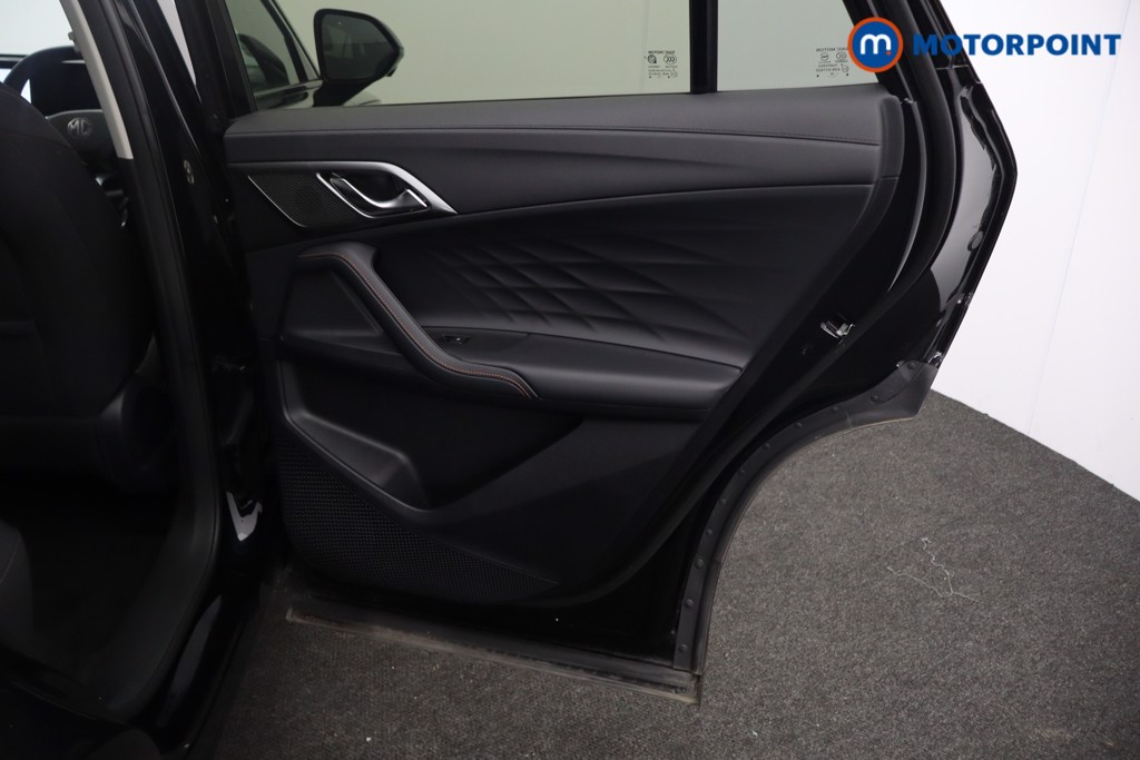 Mg Motor Uk HS SE Automatic Petrol-Electric Hybrid SUV - Stock Number (1622921) - 21st supplementary image