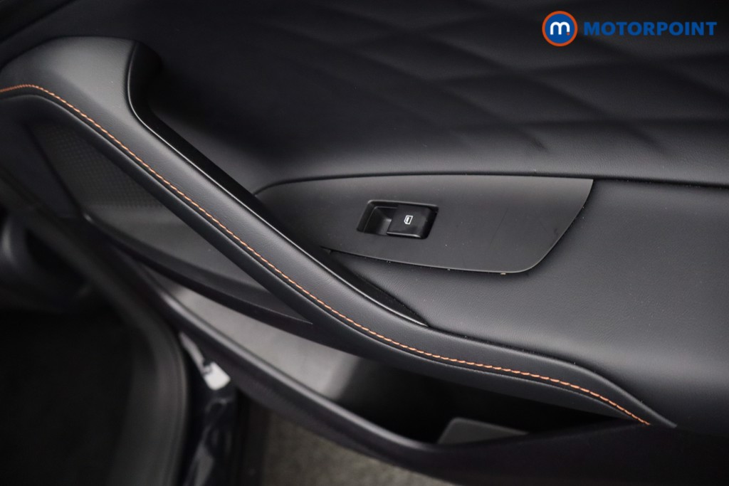 Mg Motor Uk HS SE Automatic Petrol-Electric Hybrid SUV - Stock Number (1622921) - 22nd supplementary image