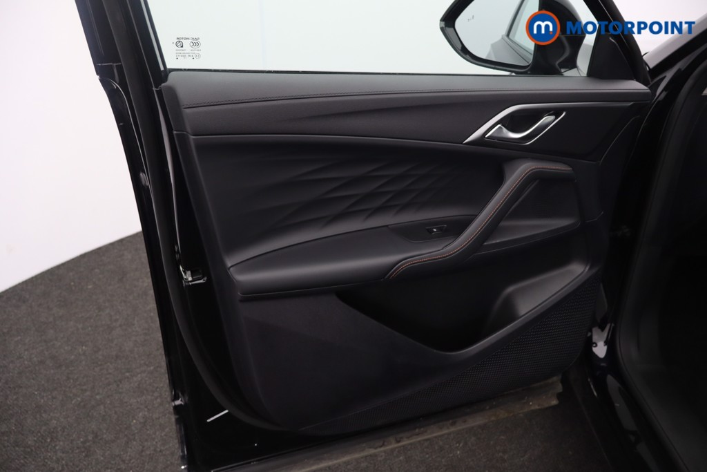 Mg Motor Uk HS SE Automatic Petrol-Electric Hybrid SUV - Stock Number (1622921) - 27th supplementary image