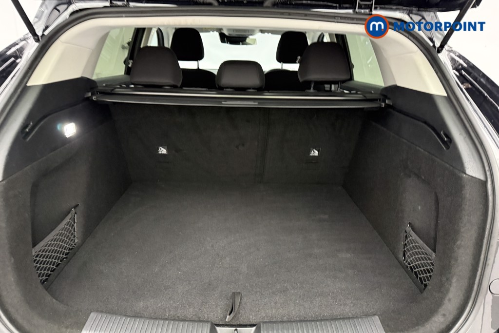 Mg Motor Uk HS SE Automatic Petrol-Electric Hybrid SUV - Stock Number (1622937) - 8th supplementary image