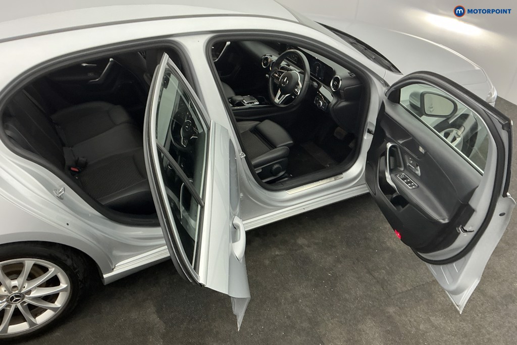 Mercedes-Benz A Class Sport Automatic Petrol Hatchback - Stock Number (1622949) - 5th supplementary image