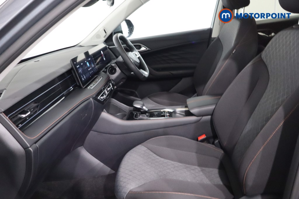 Mg Motor Uk HS SE Automatic Petrol-Electric Hybrid SUV - Stock Number (1623035) - 4th supplementary image