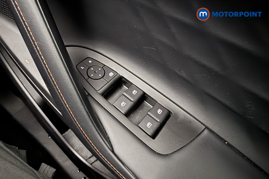 Mg Motor Uk HS SE Automatic Petrol-Electric Hybrid SUV - Stock Number (1623038) - 17th supplementary image