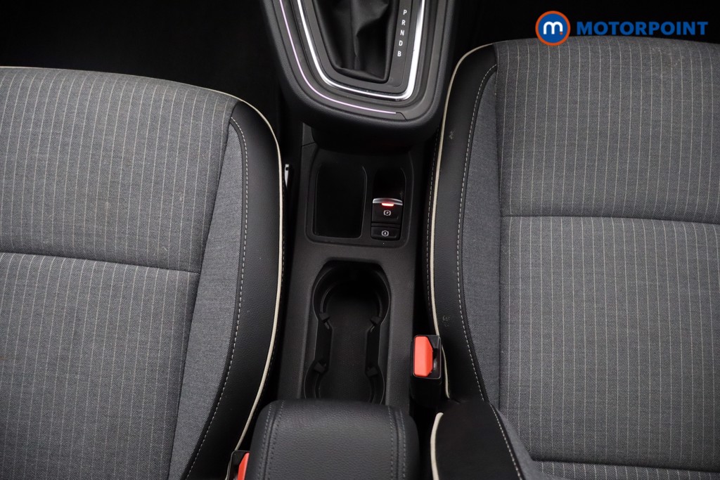 Renault Clio Techno Automatic Petrol-Electric Hybrid Hatchback - Stock Number (1623328) - 6th supplementary image
