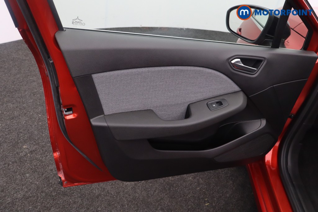 Renault Clio Techno Automatic Petrol-Electric Hybrid Hatchback - Stock Number (1623328) - 25th supplementary image