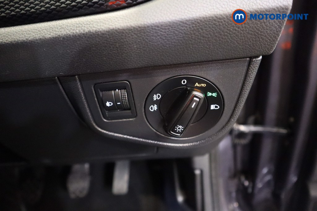 Volkswagen Taigo Life Manual Petrol SUV - Stock Number (1623445) - 13th supplementary image