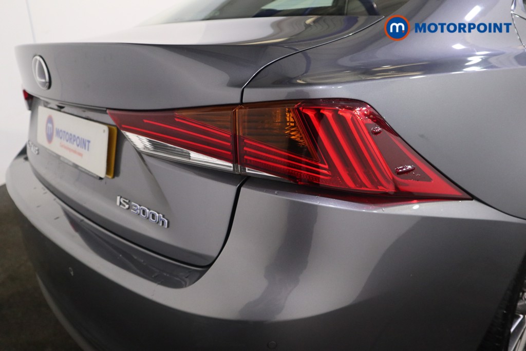 Lexus IS 300H 4Dr Cvt Auto Comfort Pack Automatic Petrol-Electric Hybrid Saloon - Stock Number (1624194) - 33rd supplementary image