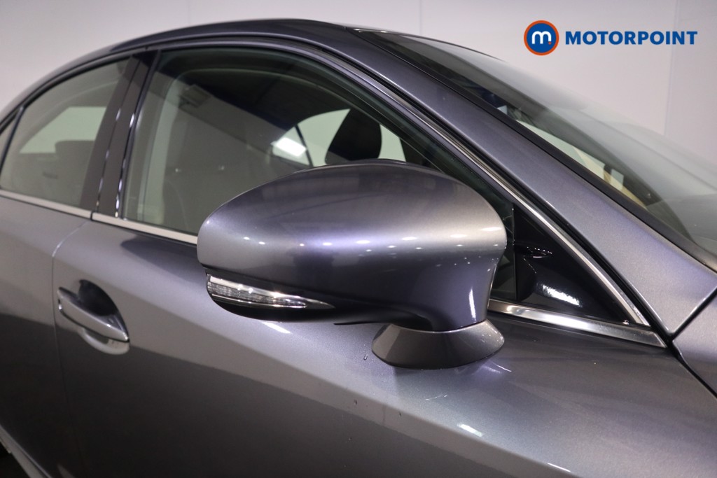 Lexus IS 300H 4Dr Cvt Auto Comfort Pack Automatic Petrol-Electric Hybrid Saloon - Stock Number (1624194) - 36th supplementary image