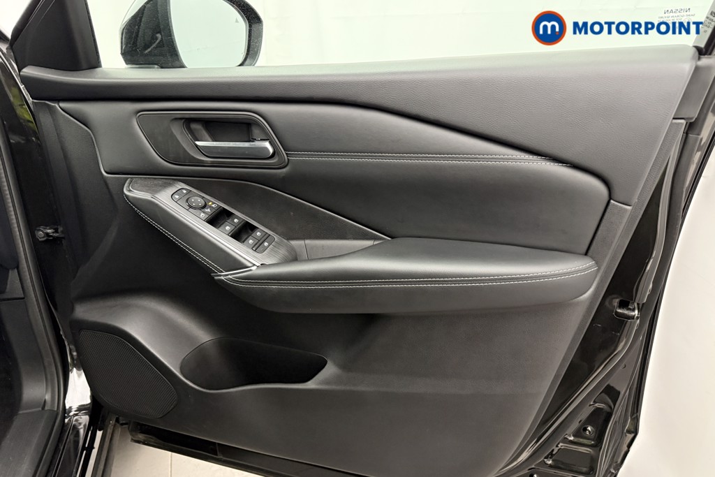 Nissan Qashqai N-Connecta Manual Petrol SUV - Stock Number (1624204) - 18th supplementary image