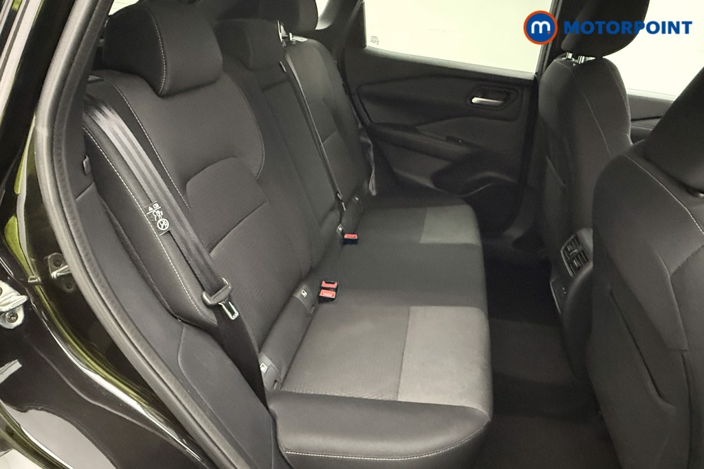 Nissan Qashqai N-Connecta Manual Petrol SUV - Stock Number (1624204) - 20th supplementary image