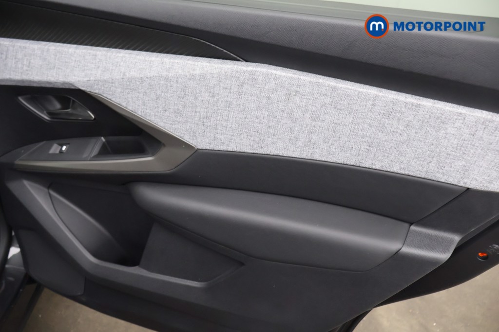 Peugeot 5008 Allure Automatic Petrol SUV - Stock Number (1624300) - 14th supplementary image