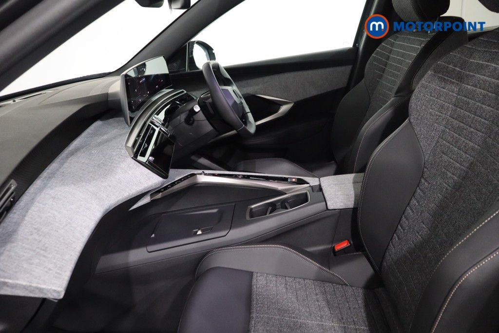 Peugeot 5008 Allure Automatic Petrol SUV - Stock Number (1624324) - 4th supplementary image