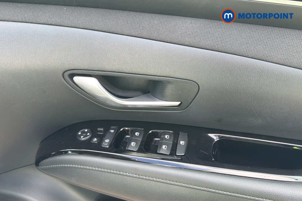 Hyundai Tucson Se Connect Manual Petrol SUV - Stock Number (1624431) - 19th supplementary image