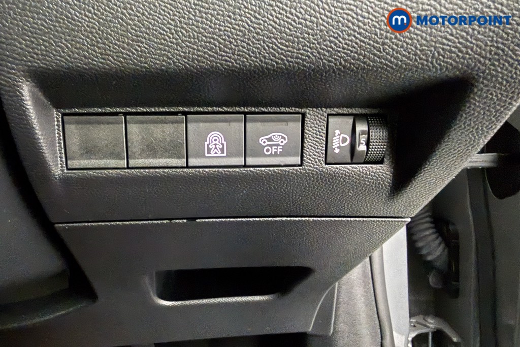 Peugeot 208 Allure Manual Petrol Hatchback - Stock Number (1624777) - 7th supplementary image