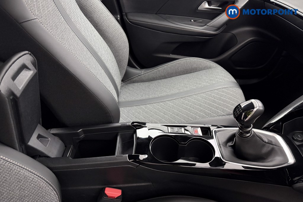 Peugeot 2008 Allure Manual Petrol SUV - Stock Number (1624894) - 23rd supplementary image