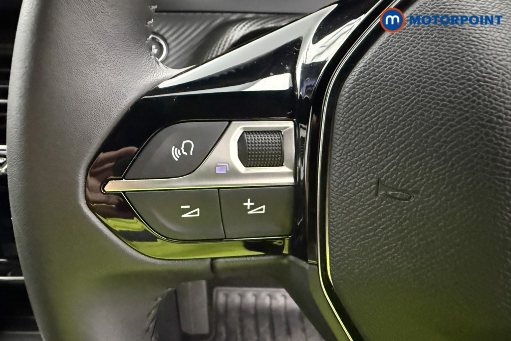 Peugeot 2008 Allure Manual Petrol SUV - Stock Number (1625004) - 5th supplementary image