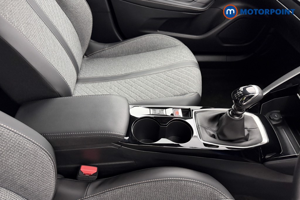 Peugeot 2008 Allure Manual Petrol SUV - Stock Number (1625004) - 21st supplementary image