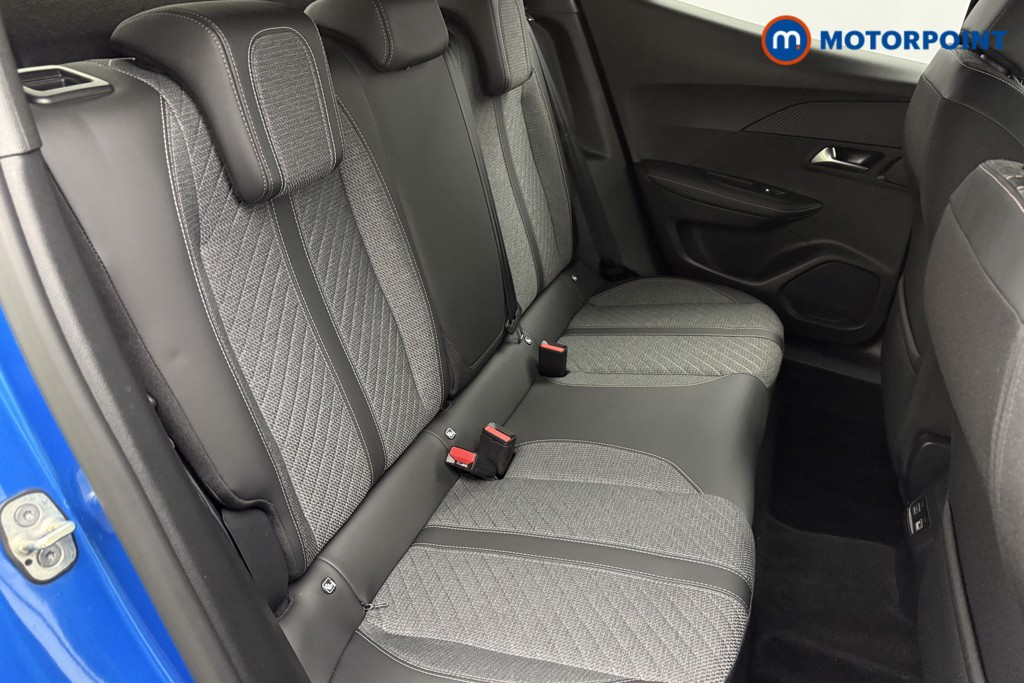Peugeot 2008 Allure Manual Petrol SUV - Stock Number (1625004) - 26th supplementary image