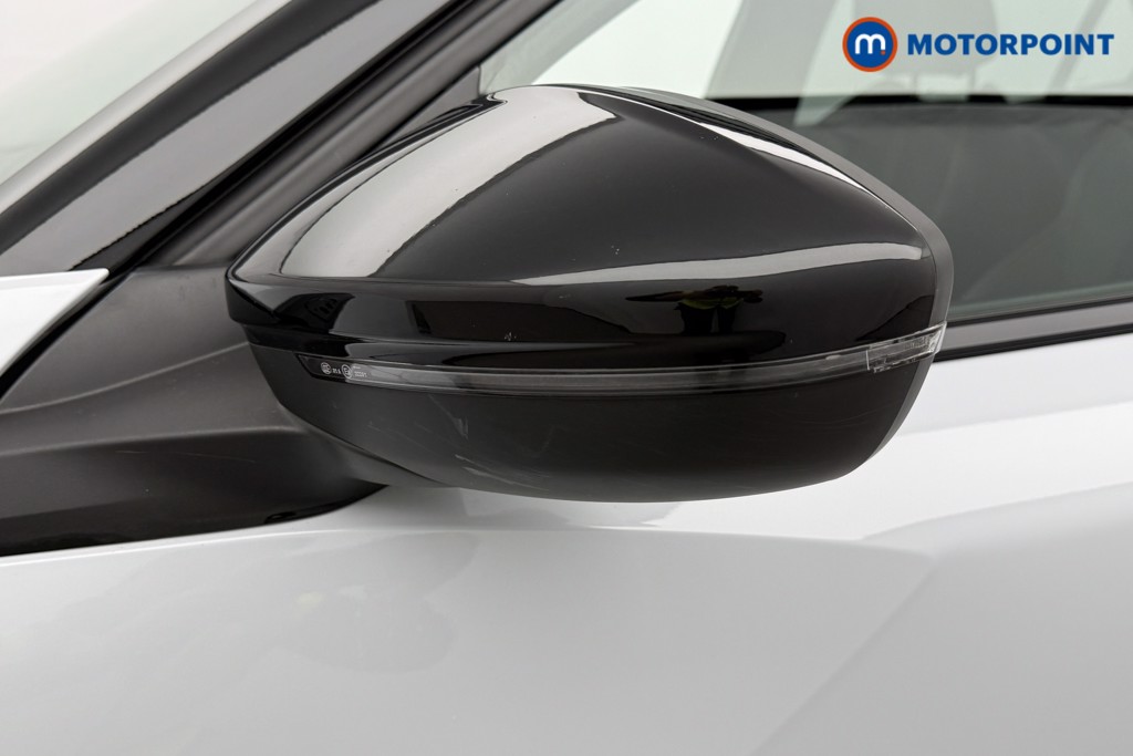 Peugeot 2008 GT Automatic Petrol SUV - Stock Number (1625025) - 33rd supplementary image