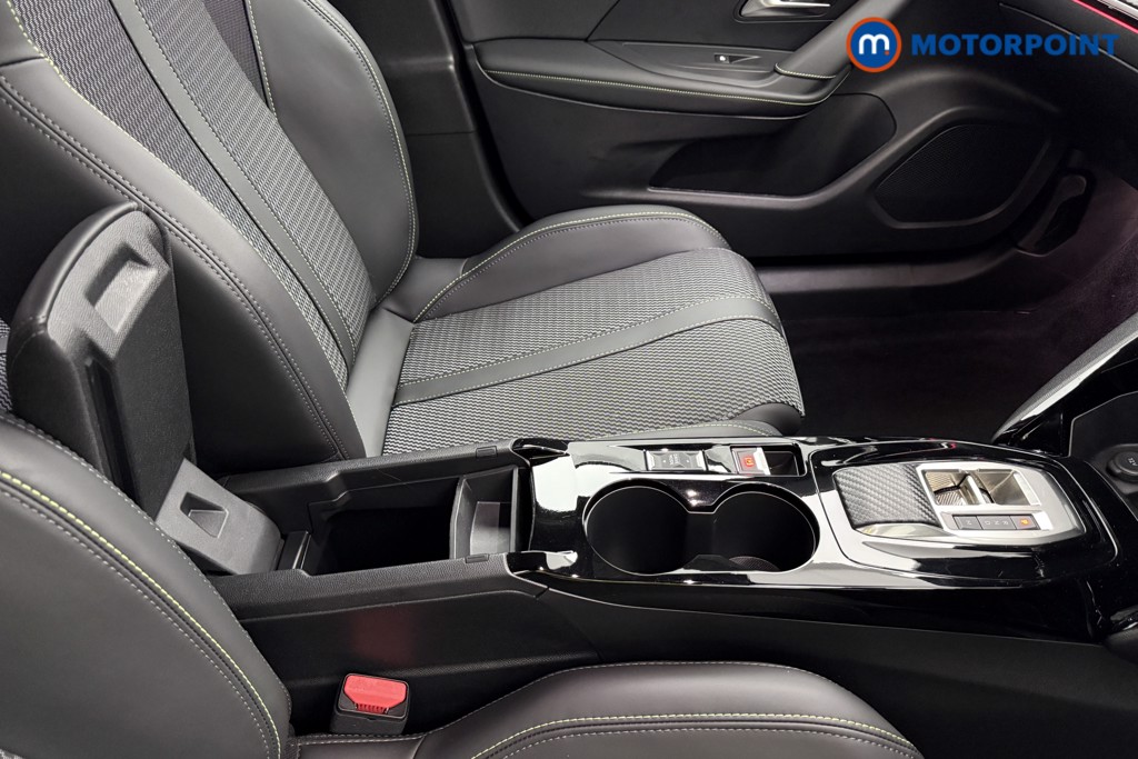 Peugeot 2008 GT Automatic Petrol SUV - Stock Number (1625026) - 22nd supplementary image