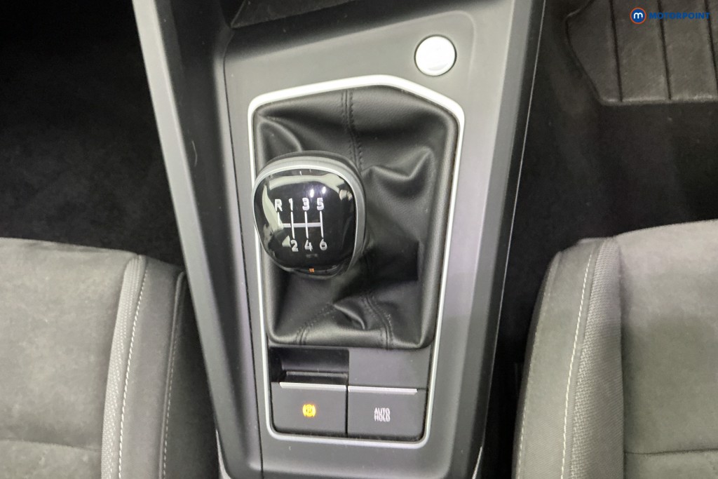 Volkswagen Golf Style Manual Petrol Hatchback - Stock Number (1625030) - 19th supplementary image