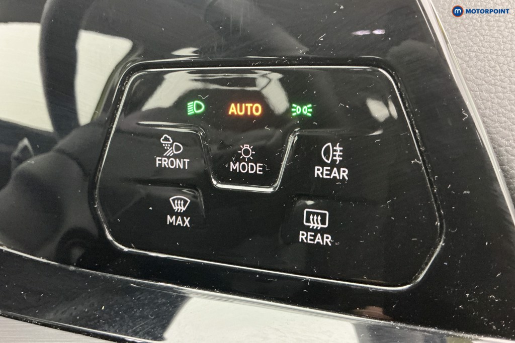 Volkswagen Golf Style Manual Petrol Hatchback - Stock Number (1625030) - 25th supplementary image