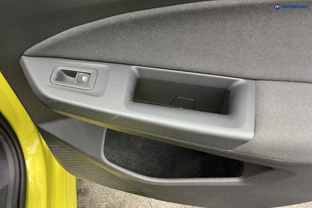 Volkswagen Golf Style Manual Petrol Hatchback - Stock Number (1625030) - 30th supplementary image