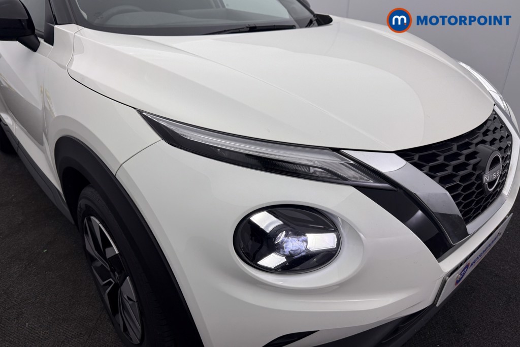 Nissan Juke Acenta Premium Automatic Petrol SUV - Stock Number (1625457) - 14th supplementary image