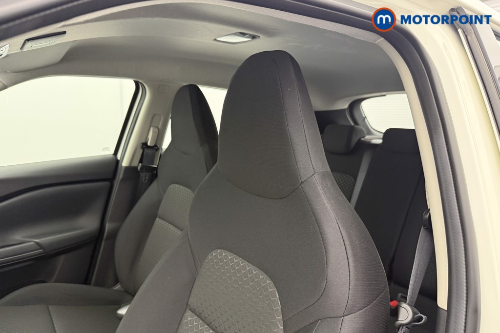 Nissan Juke Acenta Premium Automatic Petrol SUV - Stock Number (1625457) - 18th supplementary image