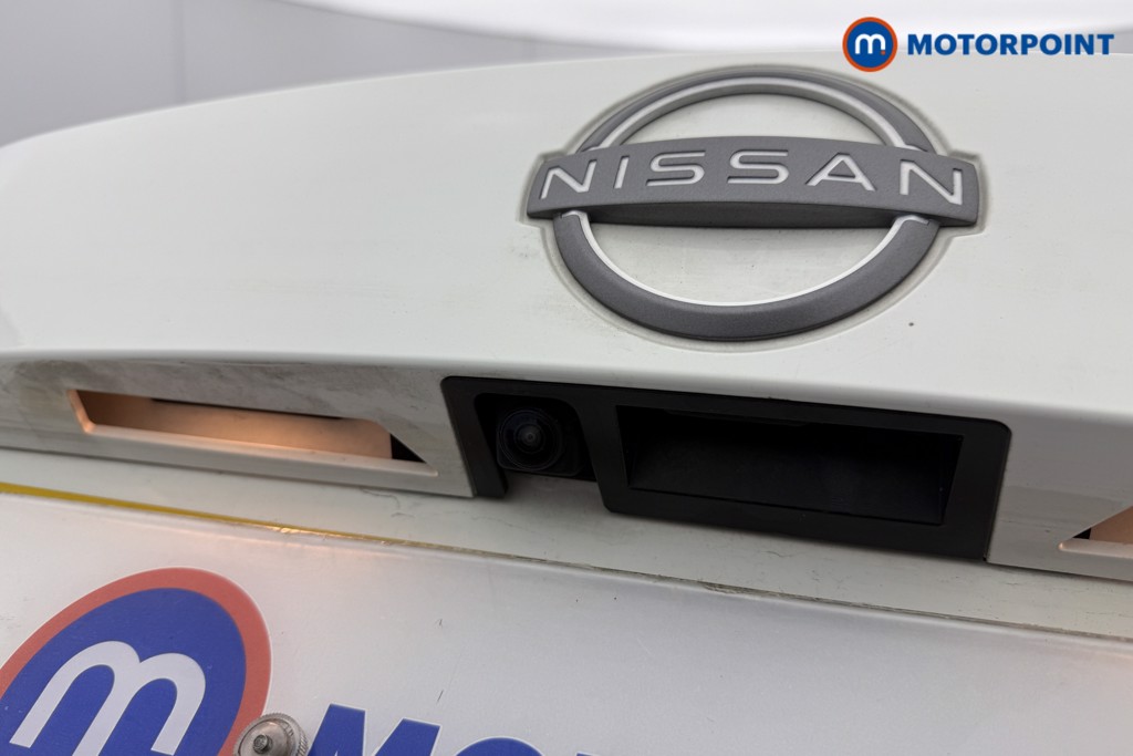 Nissan Juke Acenta Premium Automatic Petrol SUV - Stock Number (1625457) - 23rd supplementary image