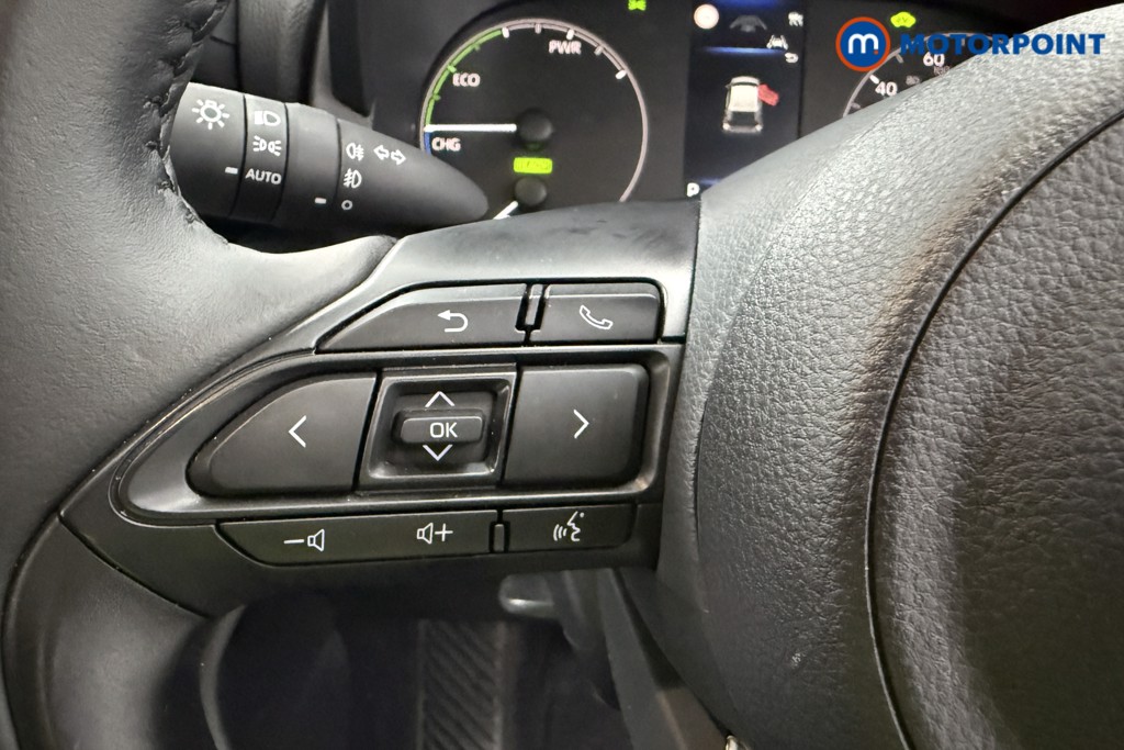 Toyota Yaris Icon Automatic Petrol-Electric Hybrid Hatchback - Stock Number (1625586) - 4th supplementary image