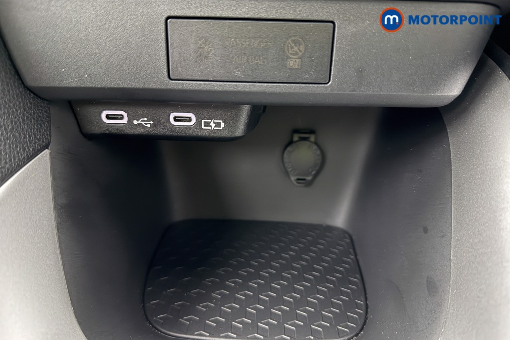 Toyota Yaris Icon Automatic Petrol-Electric Hybrid Hatchback - Stock Number (1625586) - 13th supplementary image