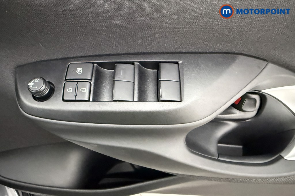 Toyota Yaris Icon Automatic Petrol-Electric Hybrid Hatchback - Stock Number (1625586) - 18th supplementary image