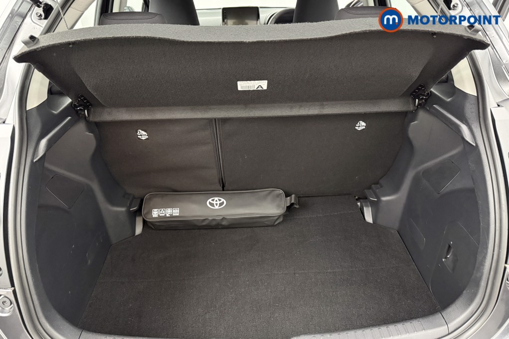 Toyota Yaris Icon Automatic Petrol-Electric Hybrid Hatchback - Stock Number (1625586) - 21st supplementary image