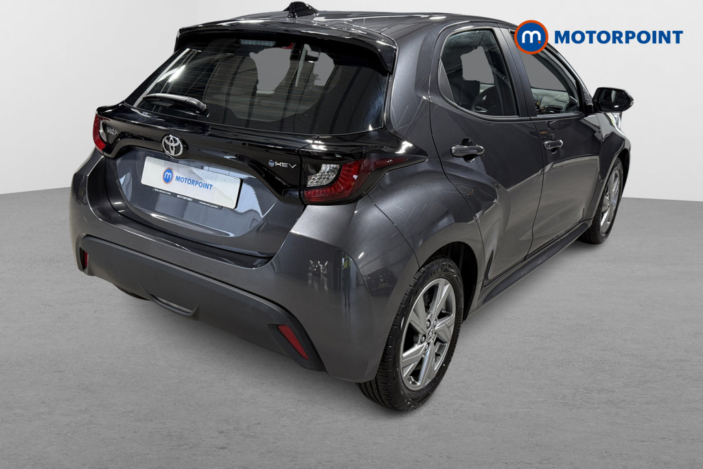 Toyota Yaris Icon Automatic Petrol-Electric Hybrid Hatchback - Stock Number (1625586) - Drivers side rear corner